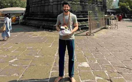 रोहित सराफ ने अपनी आगामी प्रोजेक्ट की सफलता के लिए त्र्यंबकेश्वर ज्योतिर्लिंग के दर्शन किए, तस्वीरें सोशल मीडिया पर किया पोस्ट